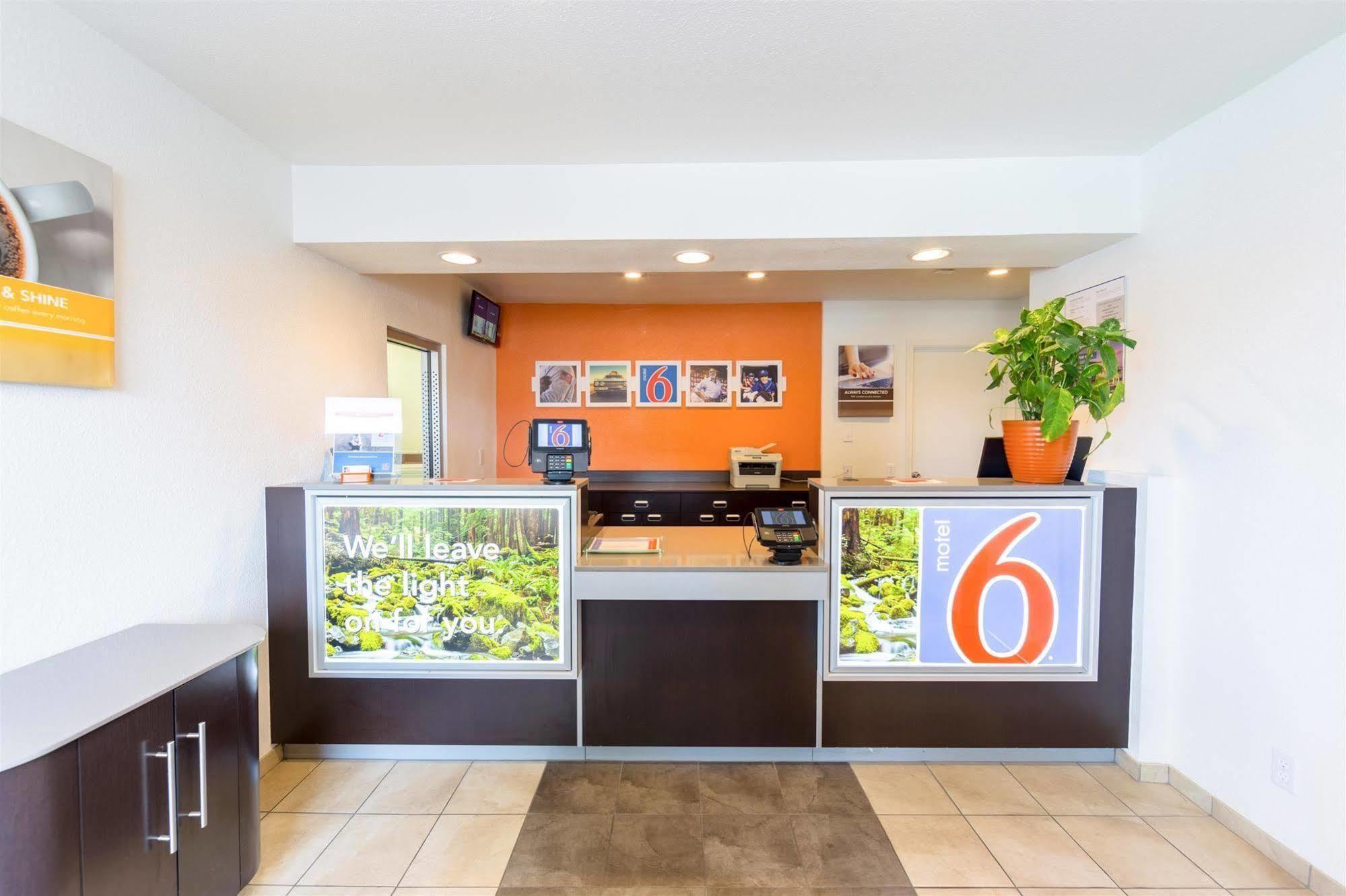 Motel 6-Klamath Falls, Or Exteriör bild