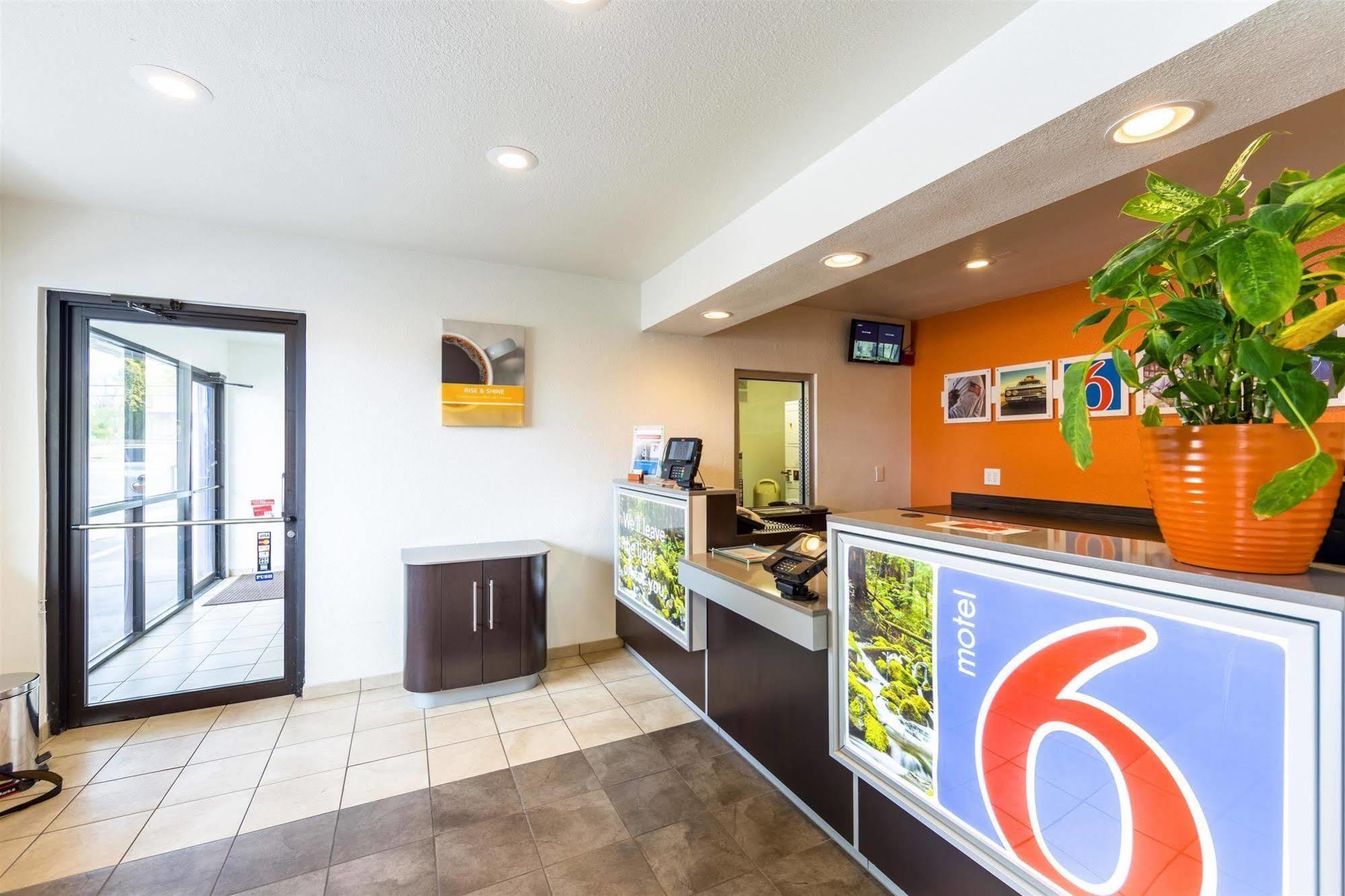 Motel 6-Klamath Falls, Or Exteriör bild